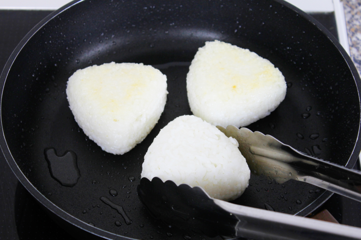 Gebratene Yaki Onigiri