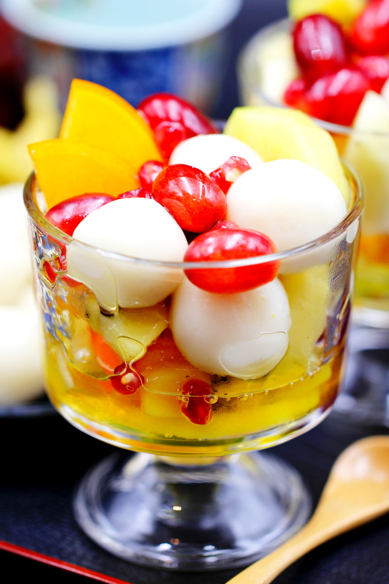 Dango Obstsalat mit Orangensirup Rezeptbild